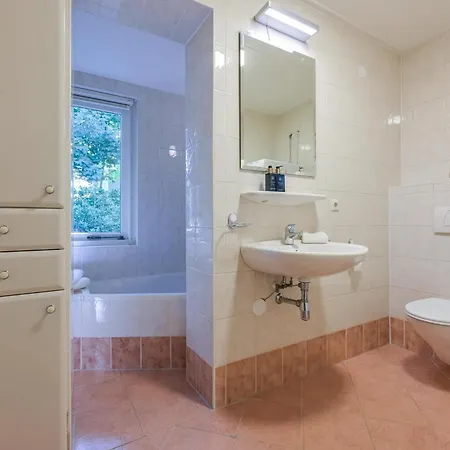 Vakantiehuis Putten 度假居 *